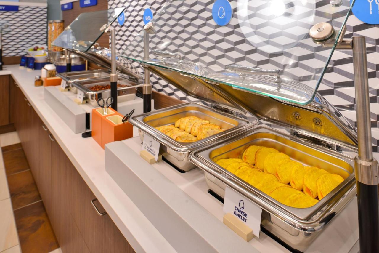 Holiday Inn Express Hotel And Suites Houston Kingwood Εξωτερικό φωτογραφία