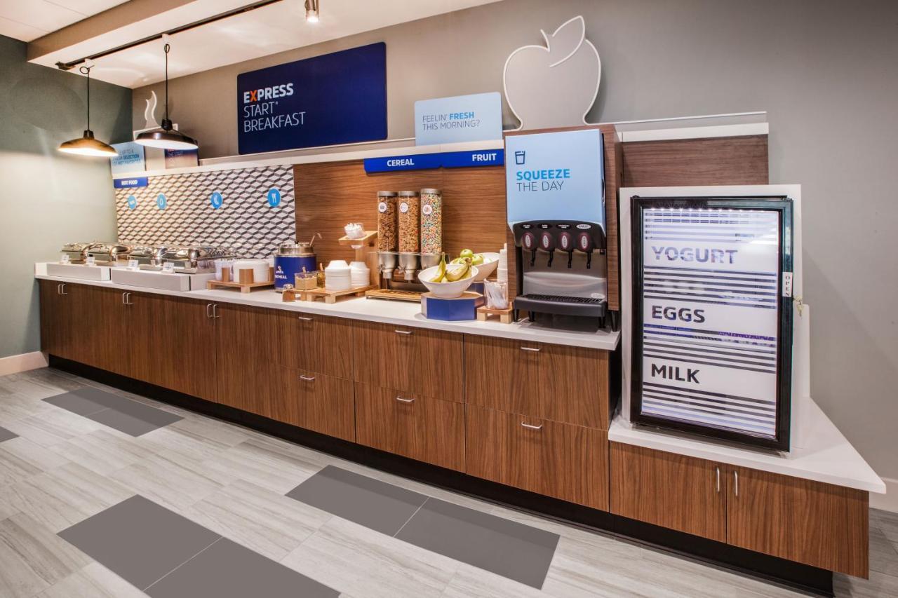 Holiday Inn Express Hotel And Suites Houston Kingwood Εξωτερικό φωτογραφία